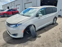 2C4RC1GG1HR741508 2017 CHRYSLER PACIFICA