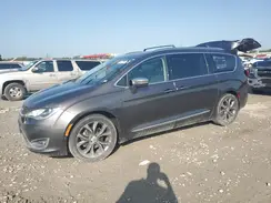 2C4RC1GG1HR771902 2017 CHRYSLER PACIFICA