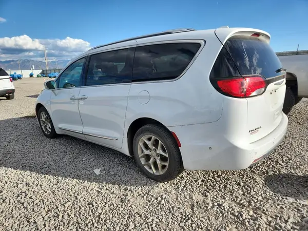 2C4RC1GG1HR778820 2017 CHRYSLER PACIFICA - Image 2