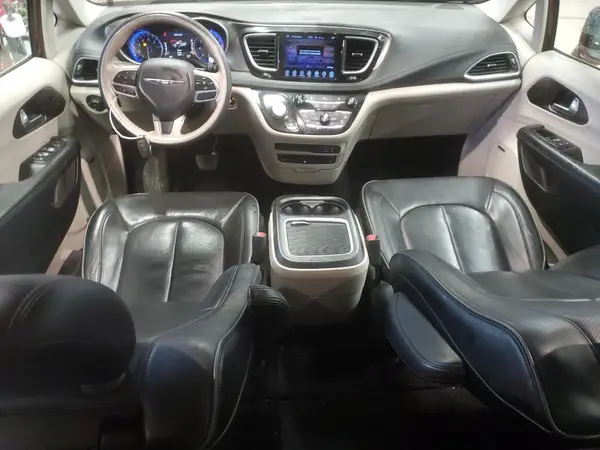 2C4RC1GG1HR788005 2017 CHRYSLER PACIFICA - Image 8
