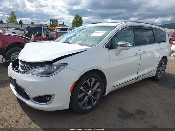 2C4RC1GG1HR804154 2017 CHRYSLER PACIFICA - Image 2