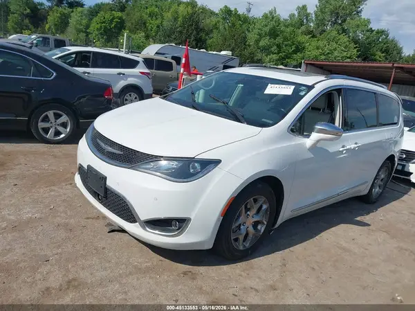 2C4RC1GG1JR103927 2018 CHRYSLER PACIFICA - Image 2