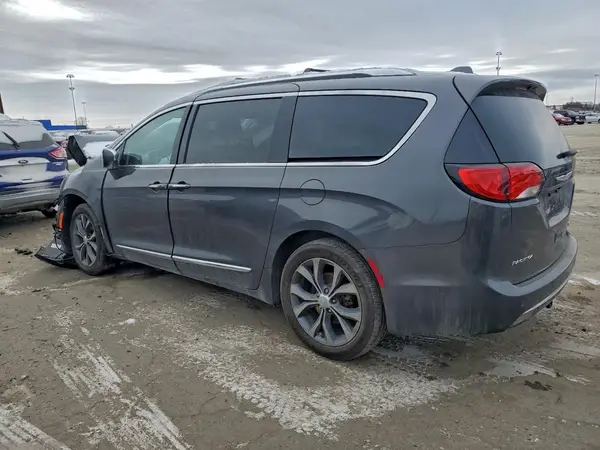2C4RC1GG1JR121442 2018 CHRYSLER PACIFICA - Image 2