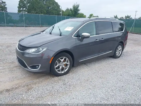 2C4RC1GG1JR131968 2018 CHRYSLER PACIFICA - Image 2