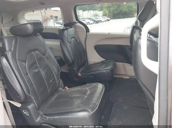 2C4RC1GG1JR131968 2018 CHRYSLER PACIFICA - Image 8