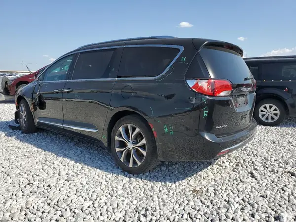 2C4RC1GG1JR186517 2018 CHRYSLER PACIFICA - Image 2
