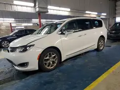 2C4RC1GG1JR186775 2018 CHRYSLER PACIFICA