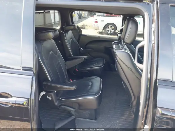 2C4RC1GG1JR193516 2018 CHRYSLER PACIFICA - Image 8