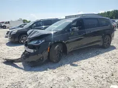 2C4RC1GG1JR227731 2018 CHRYSLER PACIFICA