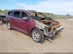 2C4RC1GG1JR245923 2018 CHRYSLER PACIFICA