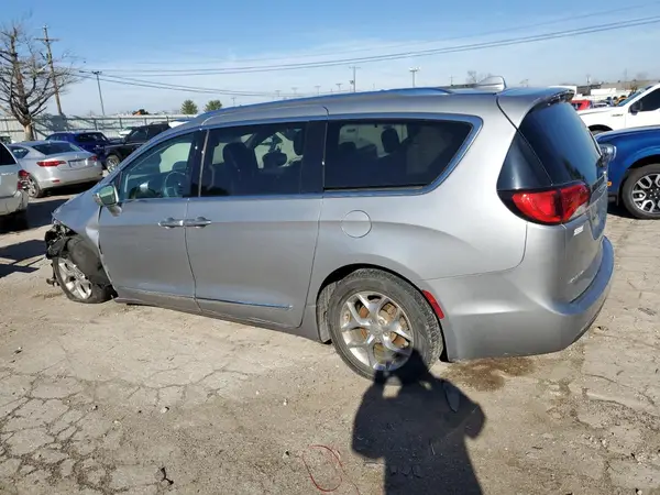 2C4RC1GG1JR245968 2018 CHRYSLER PACIFICA - Image 2