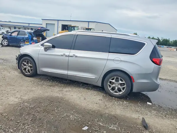 2C4RC1GG1JR268960 2018 CHRYSLER PACIFICA - Image 2