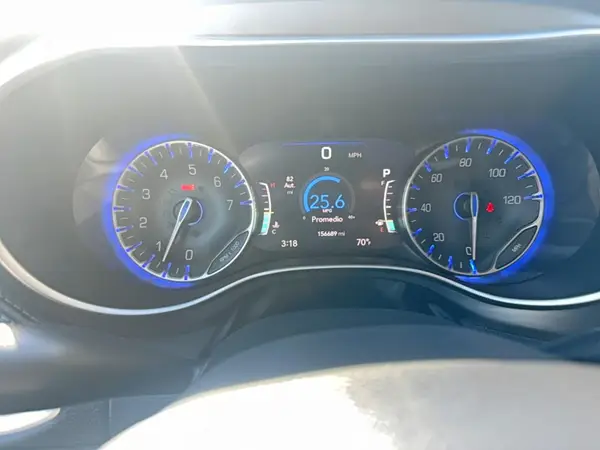 2C4RC1GG1JR272314 2018 CHRYSLER PACIFICA - Image 8