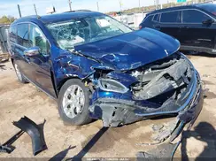 2C4RC1GG1JR273737 2018 CHRYSLER PACIFICA