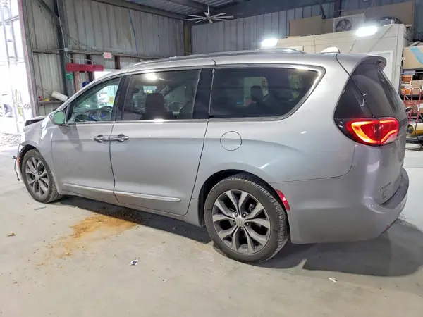 2C4RC1GG1JR314268 2018 CHRYSLER PACIFICA - Image 2
