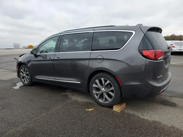 2C4RC1GG1JR339462 2018 CHRYSLER PACIFICA - Image 2