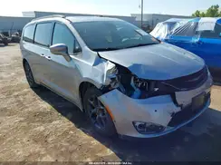 2C4RC1GG1JR351384 2018 CHRYSLER PACIFICA