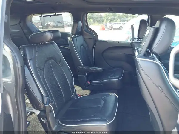 2C4RC1GG1JR351384 2018 CHRYSLER PACIFICA - Image 8