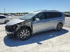 2C4RC1GG1KR525567 2019 CHRYSLER PACIFICA