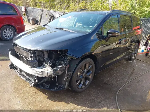 2C4RC1GG1KR525620 2019 CHRYSLER PACIFICA - Image 2