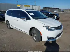 2C4RC1GG1KR550792 2019 CHRYSLER PACIFICA