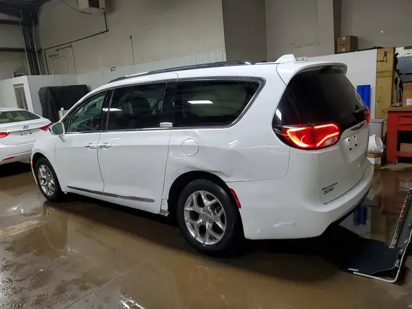 2C4RC1GG1KR551733 2019 CHRYSLER PACIFICA - Image 2