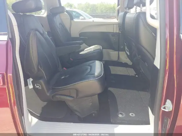 2C4RC1GG1KR552218 2019 CHRYSLER PACIFICA - Image 8
