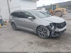 2C4RC1GG1KR569665 2019 CHRYSLER PACIFICA