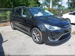 2C4RC1GG1KR597840 2019 CHRYSLER PACIFICA