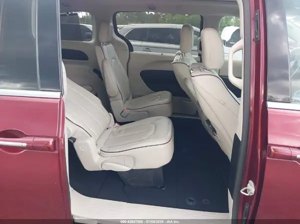 2C4RC1GG1KR657518 2019 CHRYSLER PACIFICA - Image 8