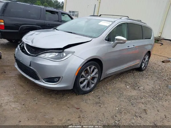 2C4RC1GG1KR666302 2019 CHRYSLER PACIFICA - Image 2