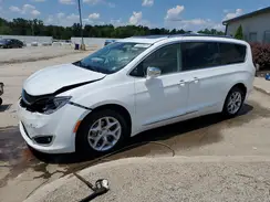 2C4RC1GG1KR704868 2019 CHRYSLER PACIFICA