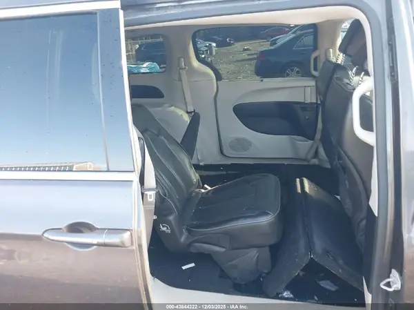 2C4RC1GG1KR731522 2019 CHRYSLER PACIFICA - Image 8