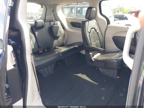 2C4RC1GG1KR732086 2019 CHRYSLER PACIFICA - Image 8