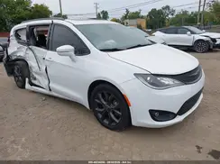 2C4RC1GG1KR738180 2019 CHRYSLER PACIFICA