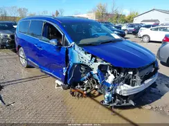 2C4RC1GG1LR133156 2020 CHRYSLER PACIFICA
