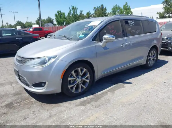 2C4RC1GG1LR184429 2020 CHRYSLER PACIFICA - Image 2