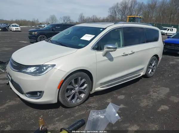 2C4RC1GG1LR195429 2020 CHRYSLER PACIFICA - Image 2