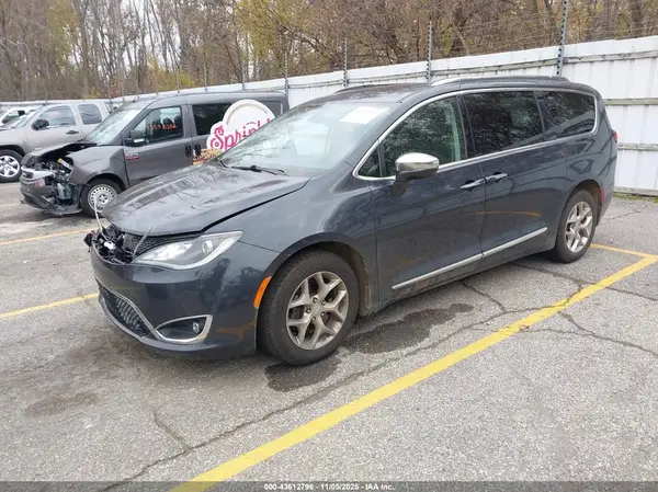 2C4RC1GG1LR262921 2020 CHRYSLER PACIFICA - Image 2