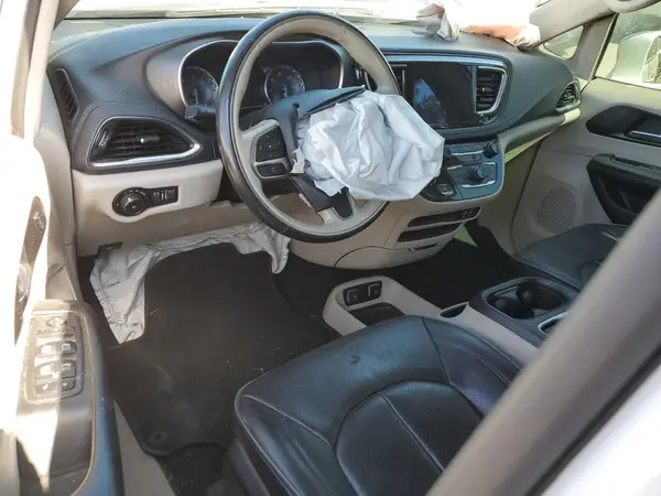 2C4RC1GG1LR283610 2020 CHRYSLER PACIFICA - Image 8