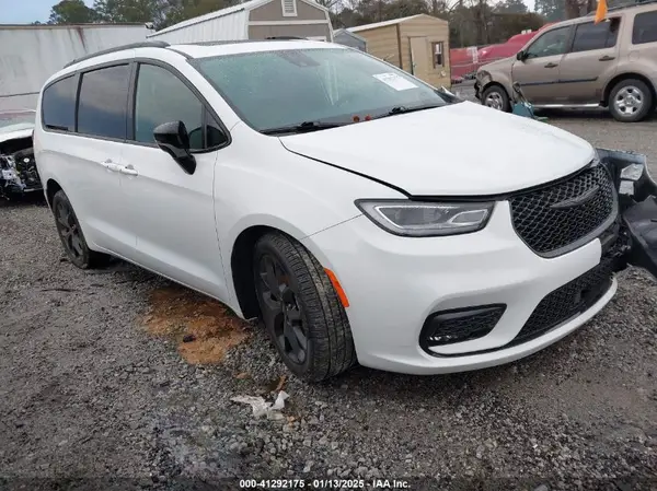 2C4RC1GG1PR572301 2023 CHRYSLER PACIFICA - Image 1