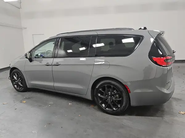 2C4RC1GG1SR569116 2025 CHRYSLER PACIFICA - Image 2