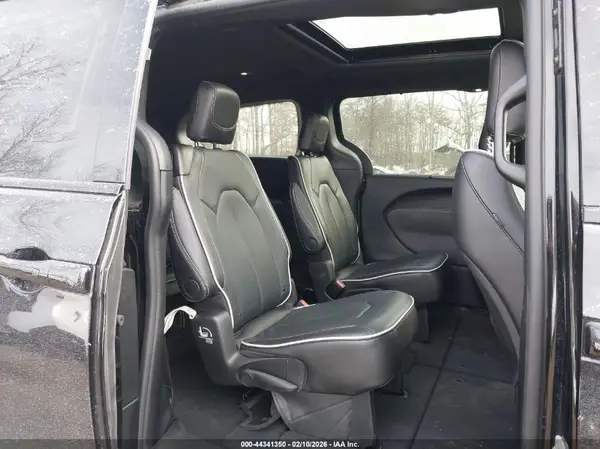 2C4RC1GG1TR162012 2026 CHRYSLER PACIFICA - Image 8