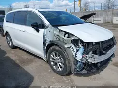 2C4RC1GG1TR213654 2026 CHRYSLER PACIFICA