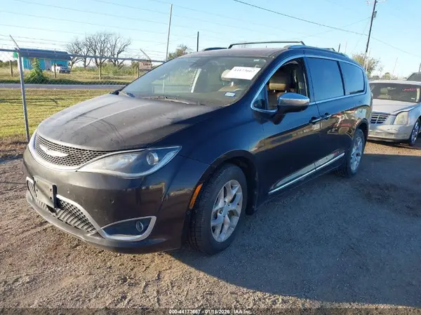 2C4RC1GG2HR525568 2017 CHRYSLER PACIFICA - Image 2