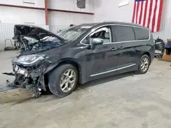 2C4RC1GG2HR528518 2017 CHRYSLER PACIFICA