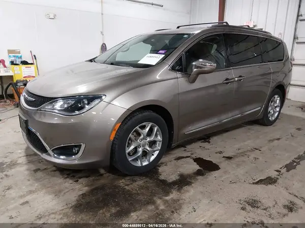2C4RC1GG2HR554973 2017 CHRYSLER PACIFICA - Image 2