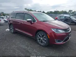 2C4RC1GG2HR556092 2017 CHRYSLER PACIFICA