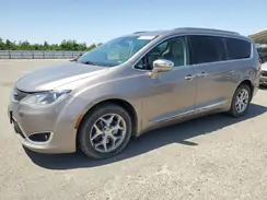 2C4RC1GG2HR560322 2017 CHRYSLER PACIFICA