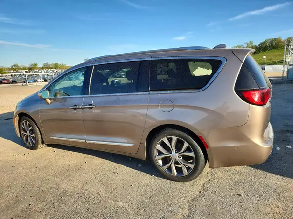 2C4RC1GG2HR564872 2017 CHRYSLER PACIFICA - Image 2